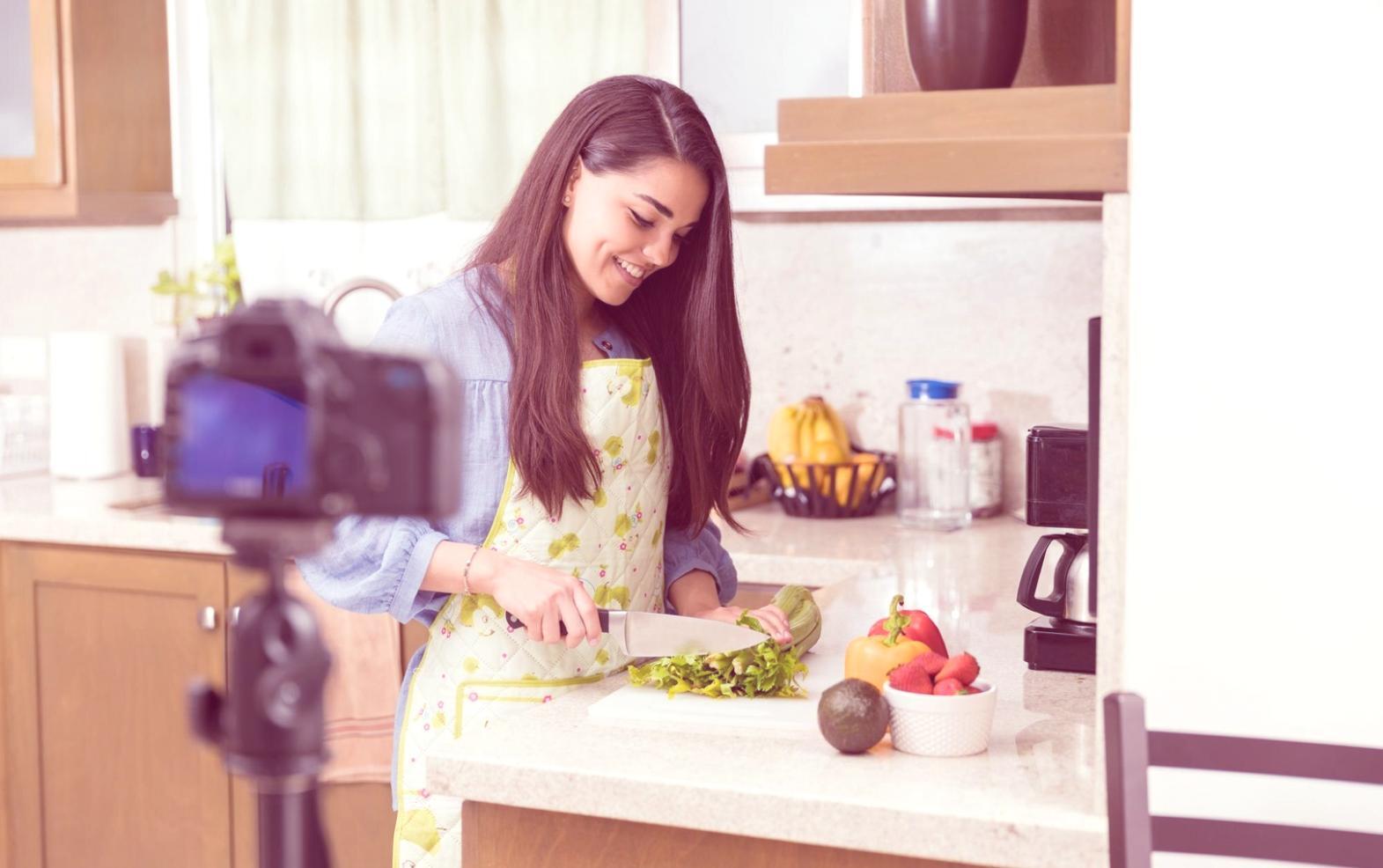 Процесс обучения видеомонтажу